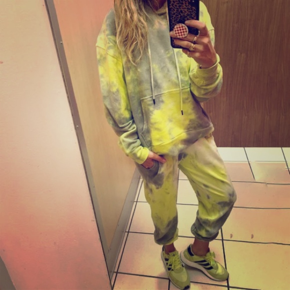 TWO PIECE TIE DYE SET